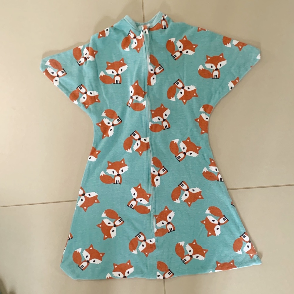 Two zipadeezips size medium